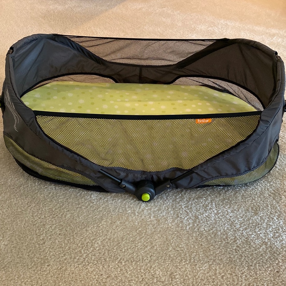 Brica Travel Pod Folding Bassinet